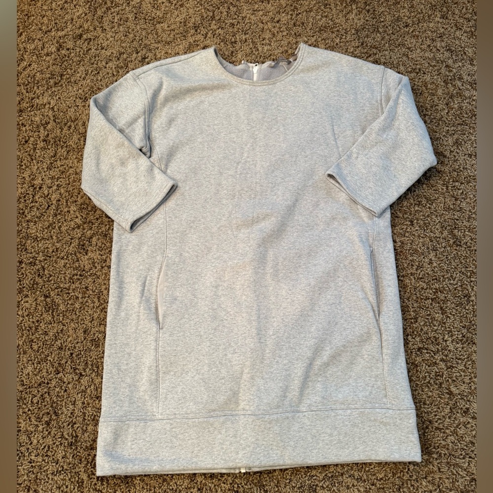 Athleta. Women’s size extra large Heather gray sweatshirt dress